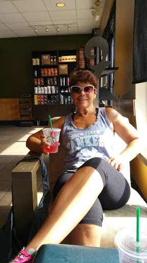 Coffee Shop «Starbucks», reviews and photos, 552 New Haven Ave, Derby, CT 06418, USA