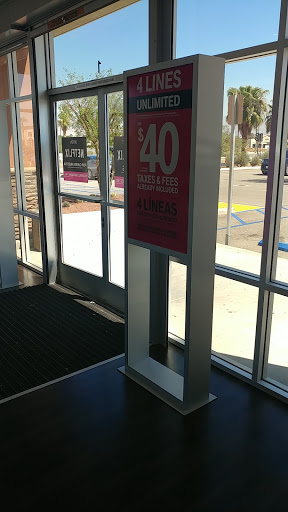 Cell Phone Store «T-Mobile», reviews and photos, 79485 CA-111 Suite 1, La Quinta, CA 92253, USA