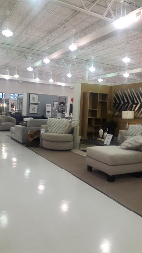 Furniture Store «Value City Furniture», reviews and photos, 9527 South Blvd, Charlotte, NC 28273, USA