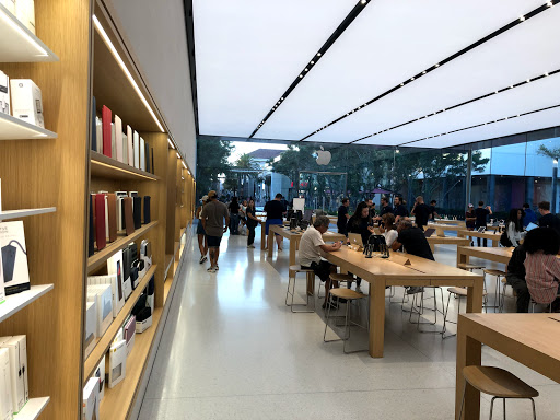 Computer Store «Apple Irvine Spectrum Center», reviews and photos, 763 Spectrum Center Dr, Irvine, CA 92618, USA