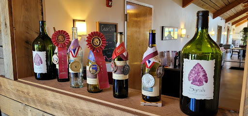 Winery «Arrowhead Spring Vineyards», reviews and photos, 4746 Town Line Rd, Lockport, NY 14094, USA