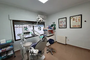 Clinica Dental Eraso image