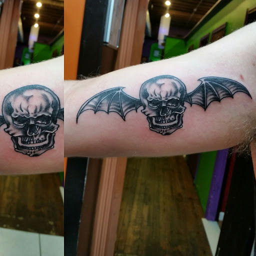 Tattoo Shop «Fox Tattoo Parlor & Gallery», reviews and photos, 3045-B SE 3rd Ave, Ocala, FL 34471, USA