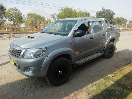 S/.130 Alquiler de Camionetas Hilux Andeco