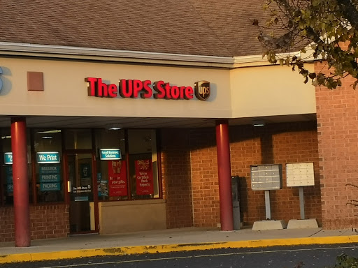 Shipping and Mailing Service «The UPS Store», reviews and photos, 3947 W Lincoln Hwy, Downingtown, PA 19335, USA