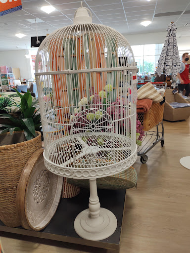 Department Store «T.J. Maxx & HomeGoods», reviews and photos, 7 Neponset St, Worcester, MA 01606, USA