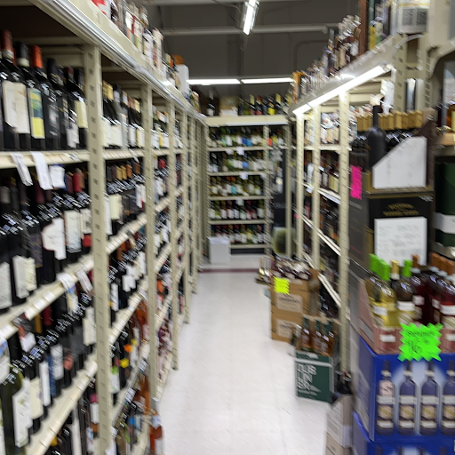 Liquor Store «Midway Discount Liquor», reviews and photos, 1000 Midway Dr # 5, Harrington, DE 19952, USA