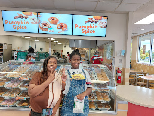 Bakery «Krispy Kreme Doughnuts», reviews and photos, 5318 W Irlo Bronson Memorial Hwy, Kissimmee, FL 34746, USA