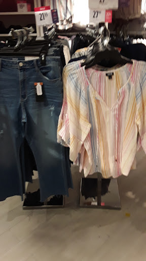 Department Store «JCPenney», reviews and photos, 100 Stonewood St, Downey, CA 90241, USA