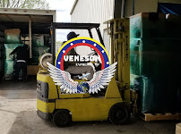 Envíos Veneson Express - Photo 5 - Car repair in Fitchburg, WI, Madison