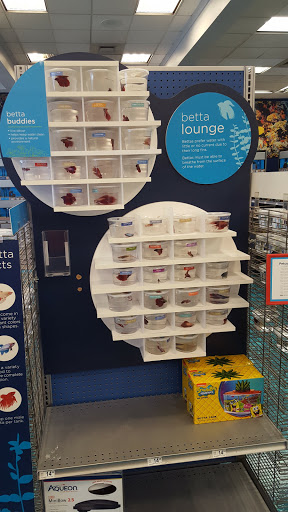 Pet Supply Store «Petco Animal Supplies», reviews and photos, 9078 SE Sunnyside Rd, Clackamas, OR 97015, USA