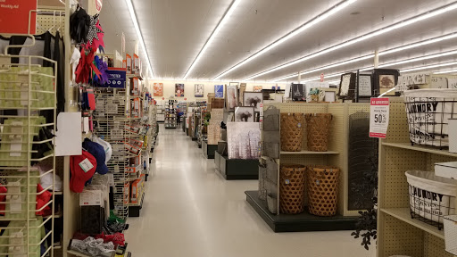 Craft Store «Hobby Lobby», reviews and photos, 15324 Max Leggett Pkwy #100, Jacksonville, FL 32218, USA