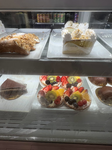 Ice Cream Shop «Dolce Gelato Cafe», reviews and photos, 41870 Garfield Rd, Charter Twp of Clinton, MI 48038, USA