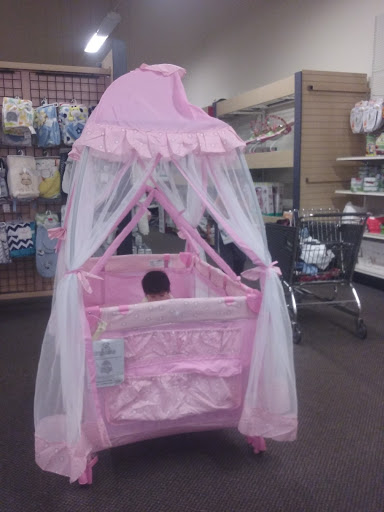 Clothing Store «Burlington Coat Factory», reviews and photos, 250 S Randall Rd, Elgin, IL 60123, USA