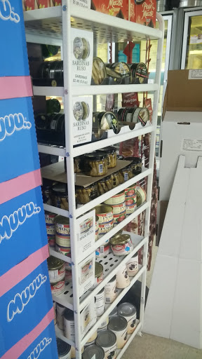 Supermarket «Rey Chavez Distributors Corporation», reviews and photos, 780 W 17th St, Hialeah, FL 33010, USA