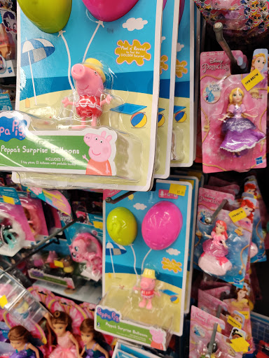 Variety Store «Five Below», reviews and photos, 3632 Concord Pike, Wilmington, DE 19803, USA