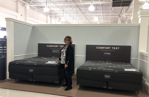 Furniture Store «Value City Furniture», reviews and photos, 94 W Kemper Rd, Springdale, OH 45246, USA