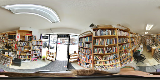 Used Book Store «Dan F Webb Books», reviews and photos, 322 15th St, Oakland, CA 94612, USA