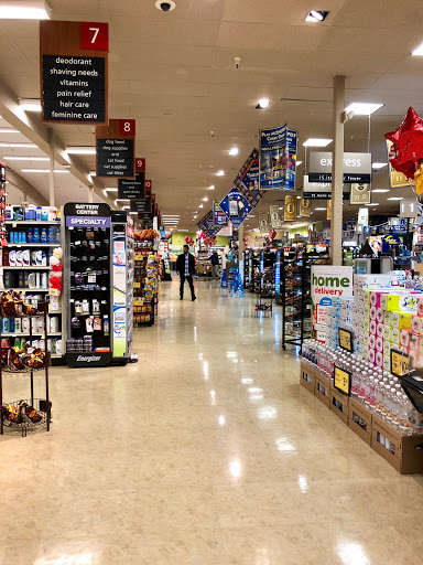 Grocery Store «Safeway», reviews and photos, 15332 Aurora Ave N, Shoreline, WA 98133, USA