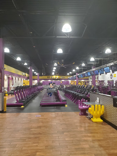 Shopping Mall «Penrose Plaza Shopping Center», reviews and photos, 2900 Island Ave, Philadelphia, PA 19153, USA