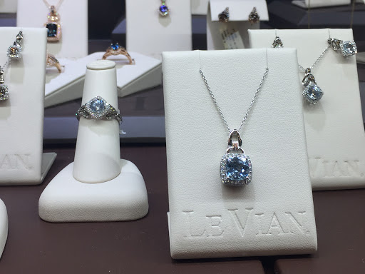 Jeweler «The Jewelry Center», reviews and photos, 7477 W Layton Ave, Milwaukee, WI 53220, USA