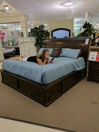 Furniture Store «Value City Furniture», reviews and photos, 6520 Carlisle Pike #400, Mechanicsburg, PA 17050, USA