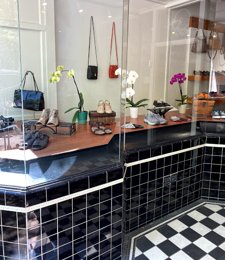 Shoe Store «Rainsong Shoes», reviews and photos, 117 Plaza St, Healdsburg, CA 95448, USA