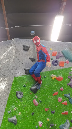 Rock Climbing Gym «Hangar 18 Indoor Climbing Gym - Mission Viejo», reviews and photos, 23812 Vía Fabricante A4, Mission Viejo, CA 92691, USA