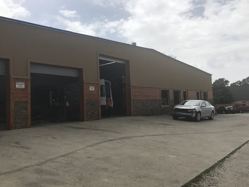 Auto Body Shop «Blue Ribbon Auto Collision Center», reviews and photos, 10910 Perrin Beitel Rd, San Antonio, TX 78217, USA