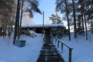 Suomensaaren ulkoilualueen talviuintipaikka image