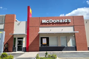 McDonald's Amatitlán image