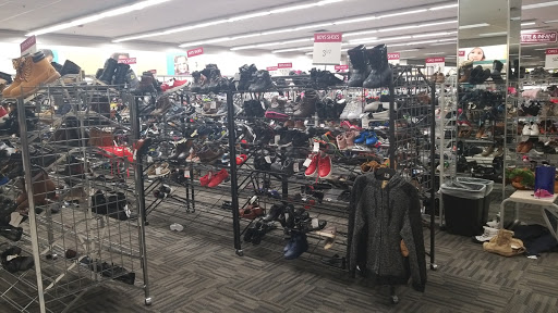 Clothing Store «Burlington Coat Factory», reviews and photos, 9175 E Stockton Blvd, Elk Grove, CA 95624, USA