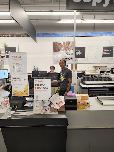 Office Supply Store «Staples», reviews and photos, 2636 N Salisbury Blvd, Salisbury, MD 21801, USA