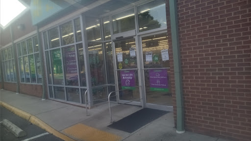 Pet Supply Store «Pet Supplies Plus», reviews and photos, 1240 Seminole Trail, Charlottesville, VA 22901, USA