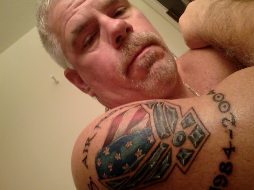 Tattoo Shop «Skin Tight Tattoo», reviews and photos, 1162 Old State Rte 74, Batavia, OH 45103, USA
