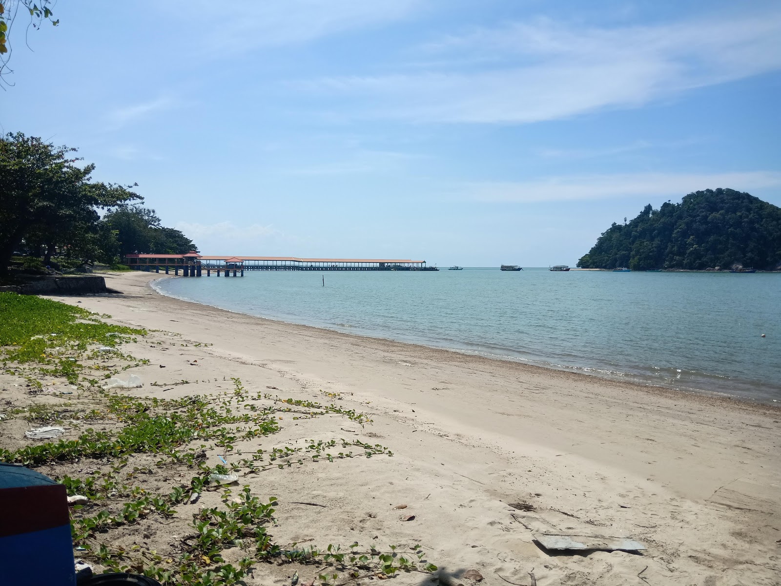 Penyabung Beach的照片 带有宽敞的海湾