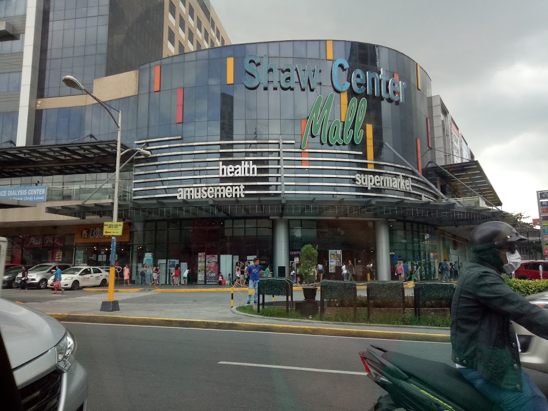 Shaw Center Mall