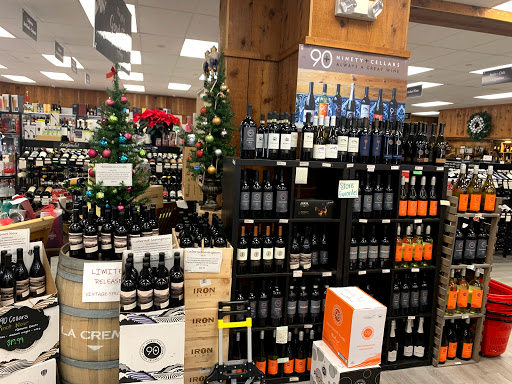 Liquor Store «Wines and More!», reviews and photos, 242 Boston Post Rd, Milford, CT 06460, USA