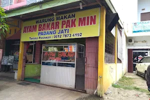 Ayam Bakar Pak Min Padang Jati image