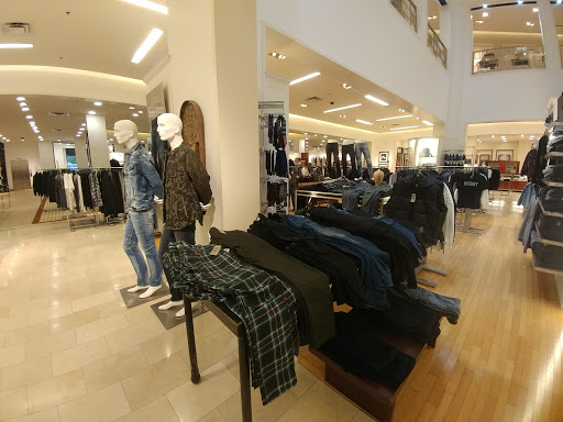 Department Store «Saks Fifth Avenue», reviews and photos, 9214 Stony Point Pkwy, Richmond, VA 23235, USA