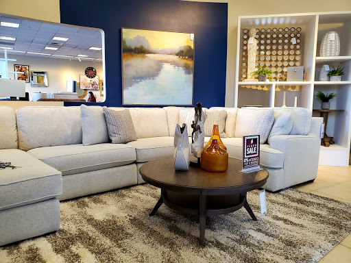 Furniture Store «La-Z-Boy Furniture Galleries», reviews and photos, 100 Quinn Dr, Pittsburgh, PA 15275, USA