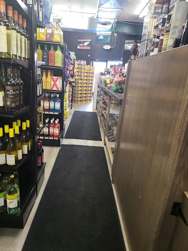 Liquor Store «Big Ten Party Stores», reviews and photos, 1108 E Grand River Ave, East Lansing, MI 48823, USA