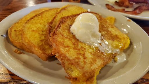 American Restaurant «Cracker Barrel Old Country Store», reviews and photos, 2115 S Church St, Murfreesboro, TN 37130, USA