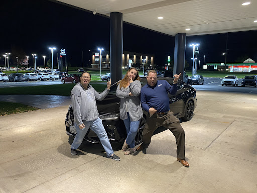 Used Car Dealer «Junge Cedar Rapids», reviews and photos, 1200 Boyson Rd, Hiawatha, IA 52233, USA