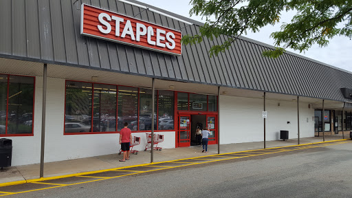 Office Supply Store «Staples», reviews and photos, 300 Main St, Madison, NJ 07940, USA