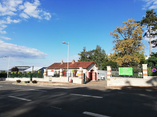 Le Jardin des Athénées et La Boutique Gourmande des Athénées - LPA Plagny à Sermoise-sur-Loire