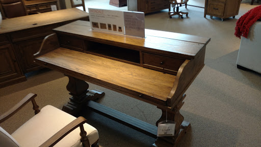 Furniture Store «Havertys Furniture», reviews and photos, 2615 Medical Center Pkwy Suite 2700, Murfreesboro, TN 37129, USA