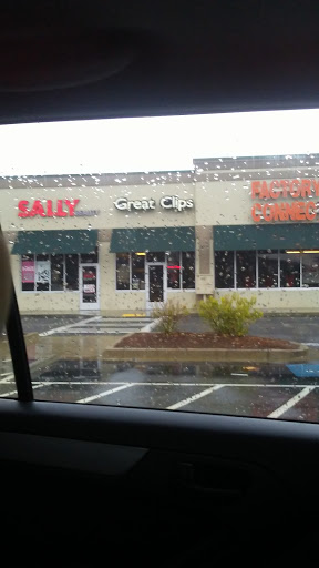 Hair Salon «Great Clips», reviews and photos, 120 Donald E Thurmond Pkwy Suite 300, Cleveland, GA 30528, USA