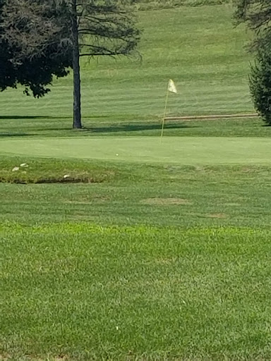 Golf Course «Willow Hollow Golf Course», reviews and photos, 619 Prison Rd, Leesport, PA 19533, USA