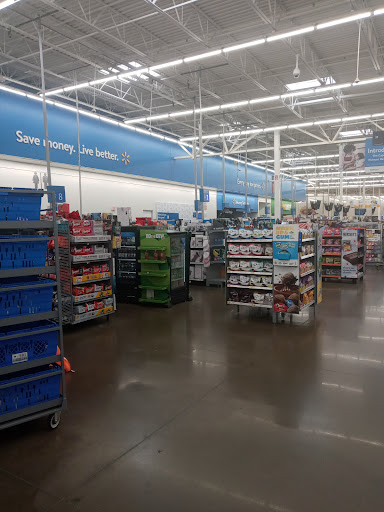 Department Store «Walmart Supercenter», reviews and photos, 29574 W Seven Mile Rd, Livonia, MI 48152, USA